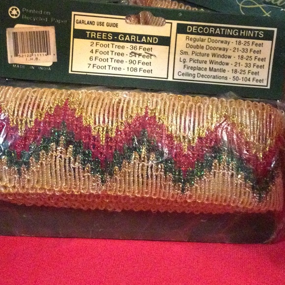 Set of 3 , 30 Ft. (10 yds) each Garland - Picture 2 of 2